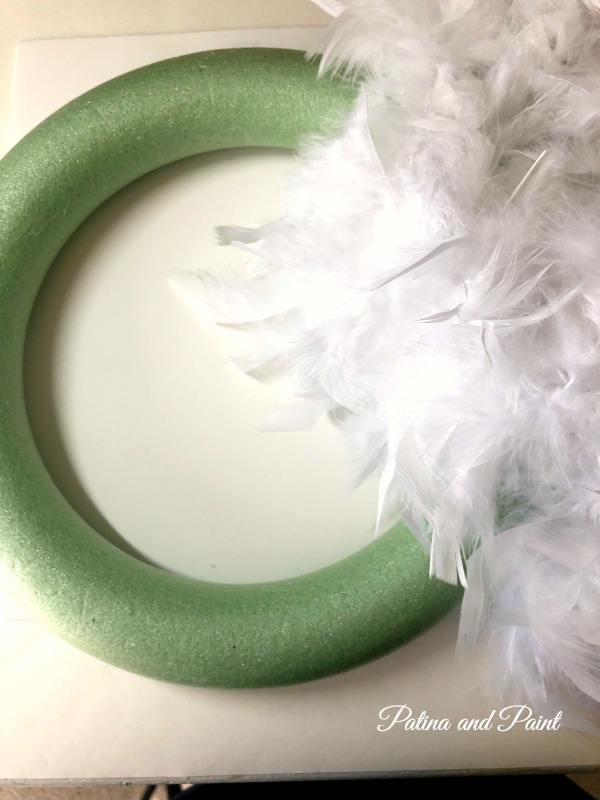 How to make an Easter bunny wreath