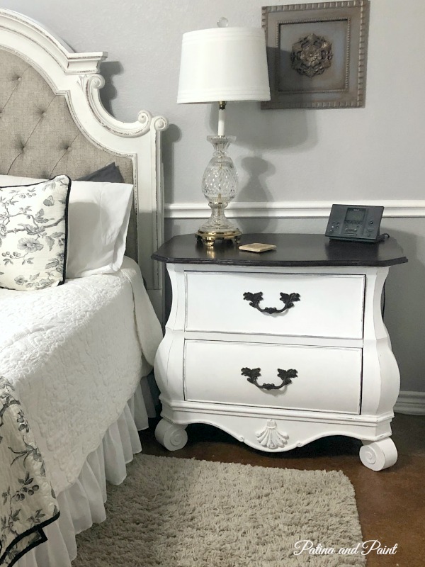 painting the nightstand