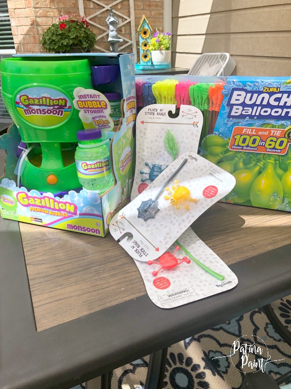 bubbles, water balloons