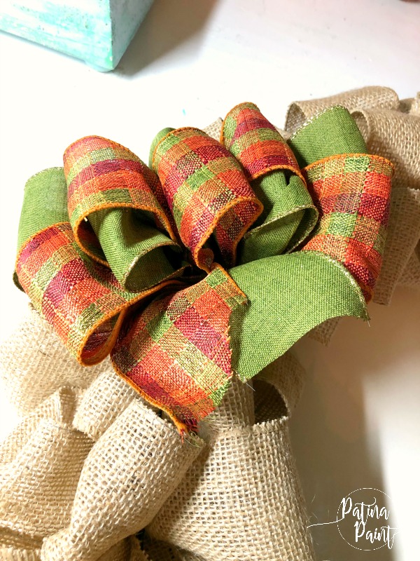 Fall bow