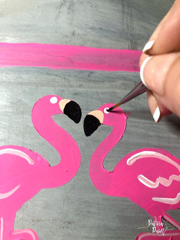 painting flamingos